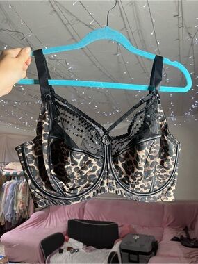NEW in Bag Matilda Leopard Print Underwire Supportive Bra REMOVABLE Chest Strap